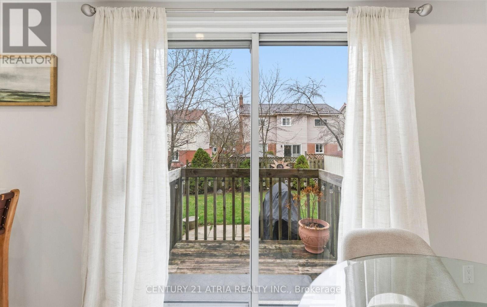 18 Elmeroy Court, Whitby, Ontario  L1N 8A4 - Photo 24 - E13006602