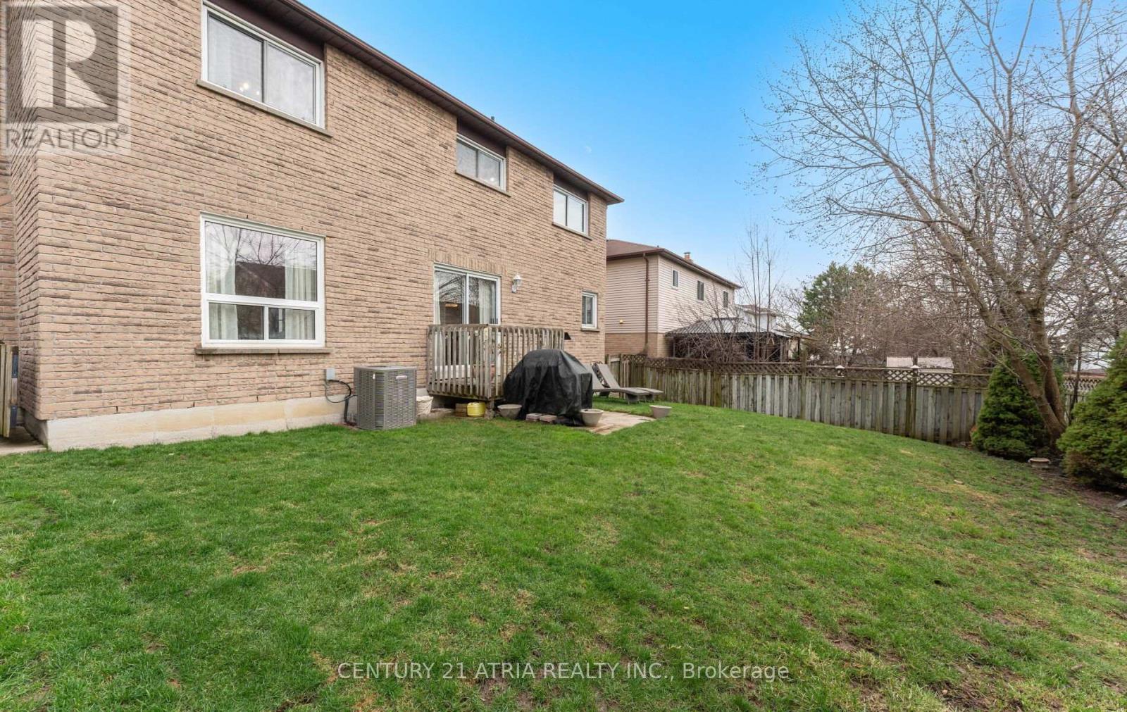 18 Elmeroy Court, Whitby, Ontario  L1N 8A4 - Photo 49 - E13006602