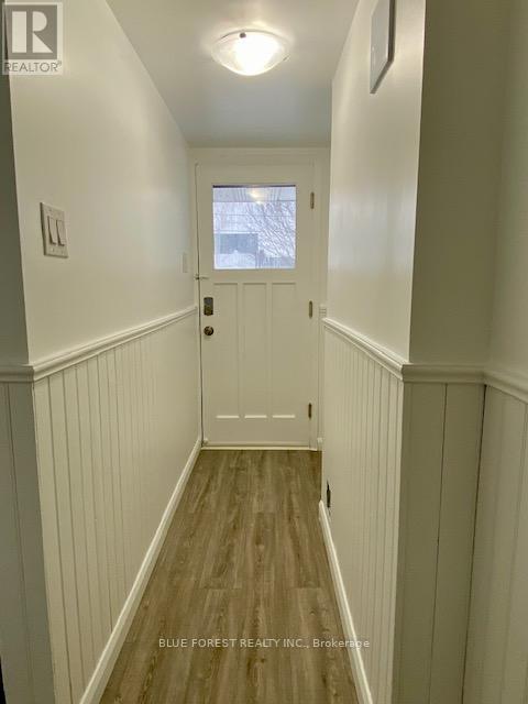 Photo 12 of 27 for 40 Wistow Street