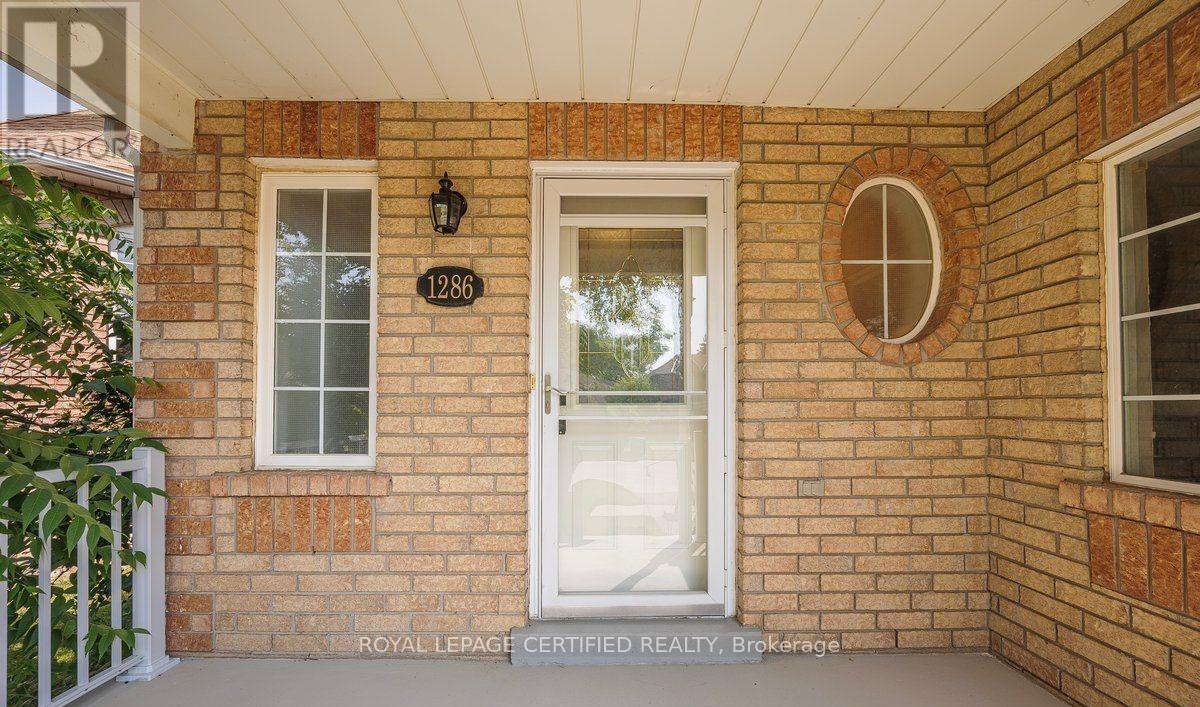 1286 Forest Street, Innisfil, Ontario  L9S 1Z7 - Photo 2 - N12991400