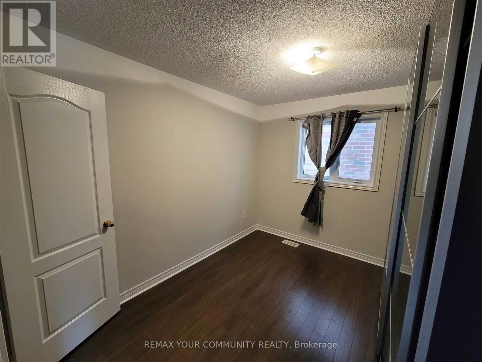 5 Bellcroft Lane, Markham, Ontario  L6B 0N7 - Photo 13 - N13006976