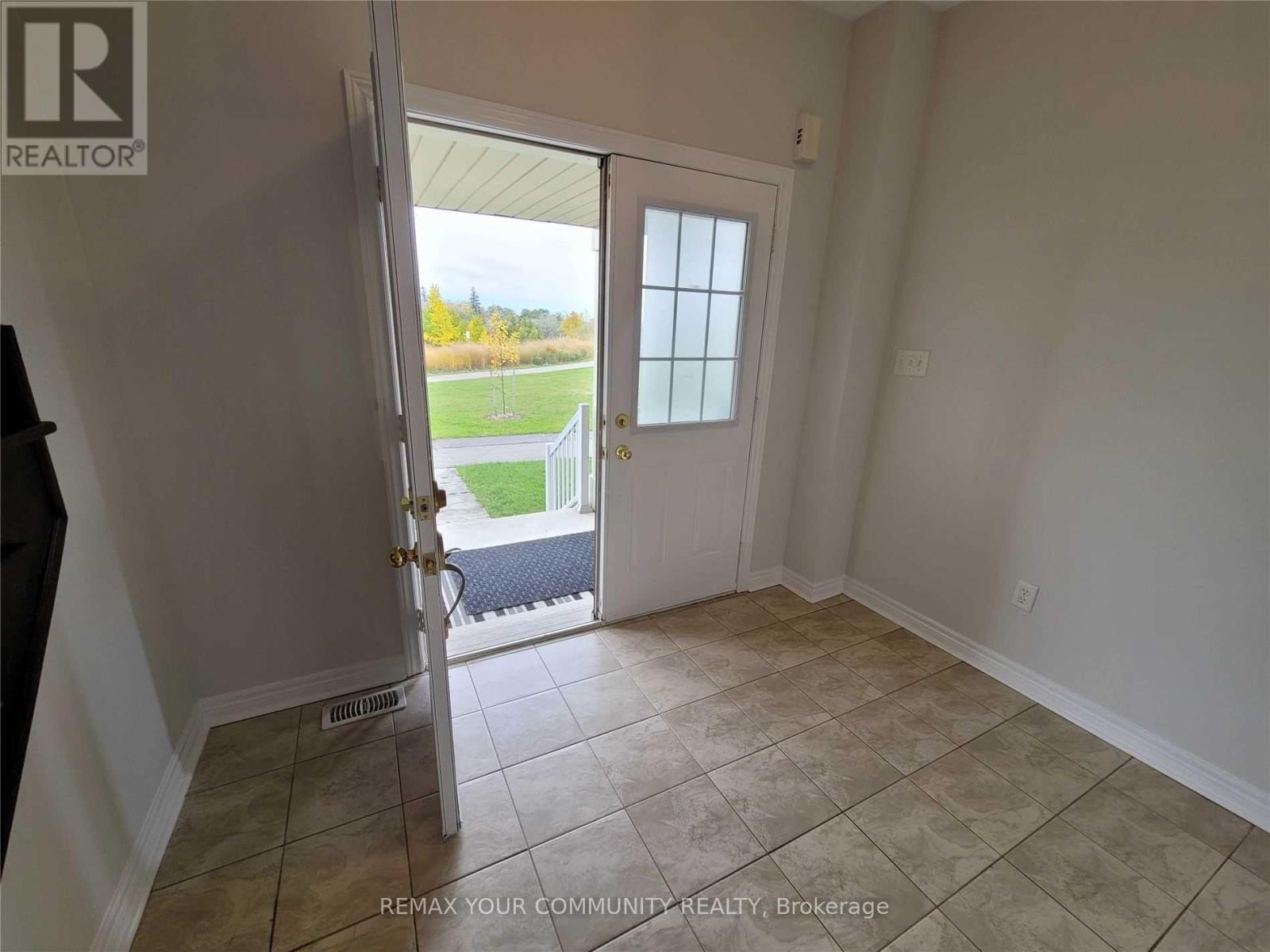 5 Bellcroft Lane, Markham, Ontario  L6B 0N7 - Photo 6 - N13006976