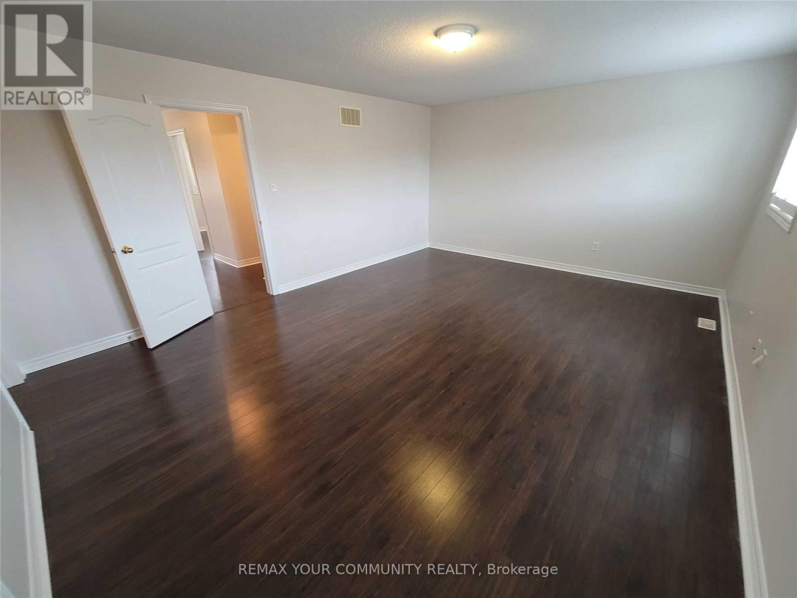 5 Bellcroft Lane, Markham, Ontario  L6B 0N7 - Photo 9 - N13006976