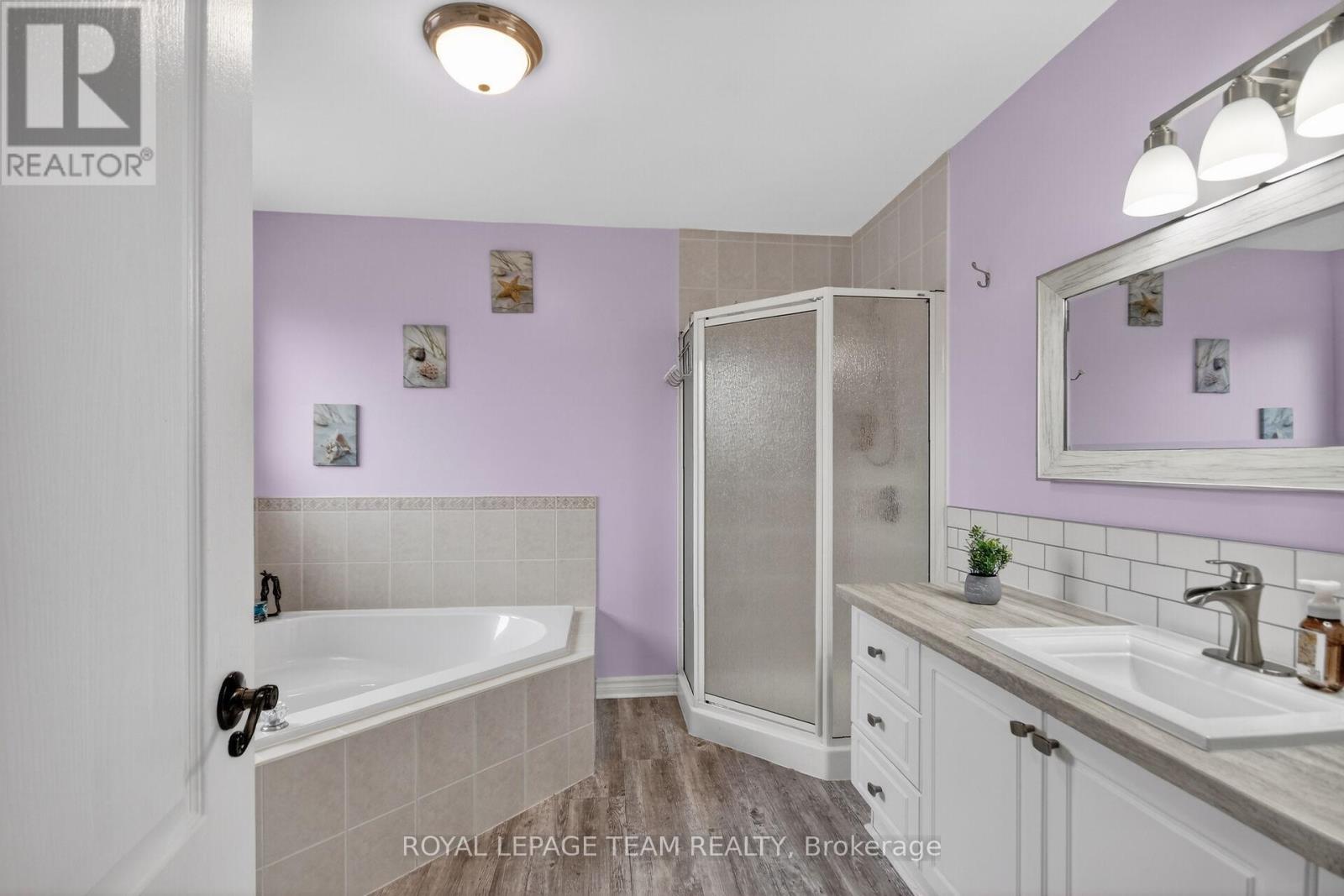 75 Renoir Drive, Russell, Ontario  K0A 1W0 - Photo 27 - X13007256