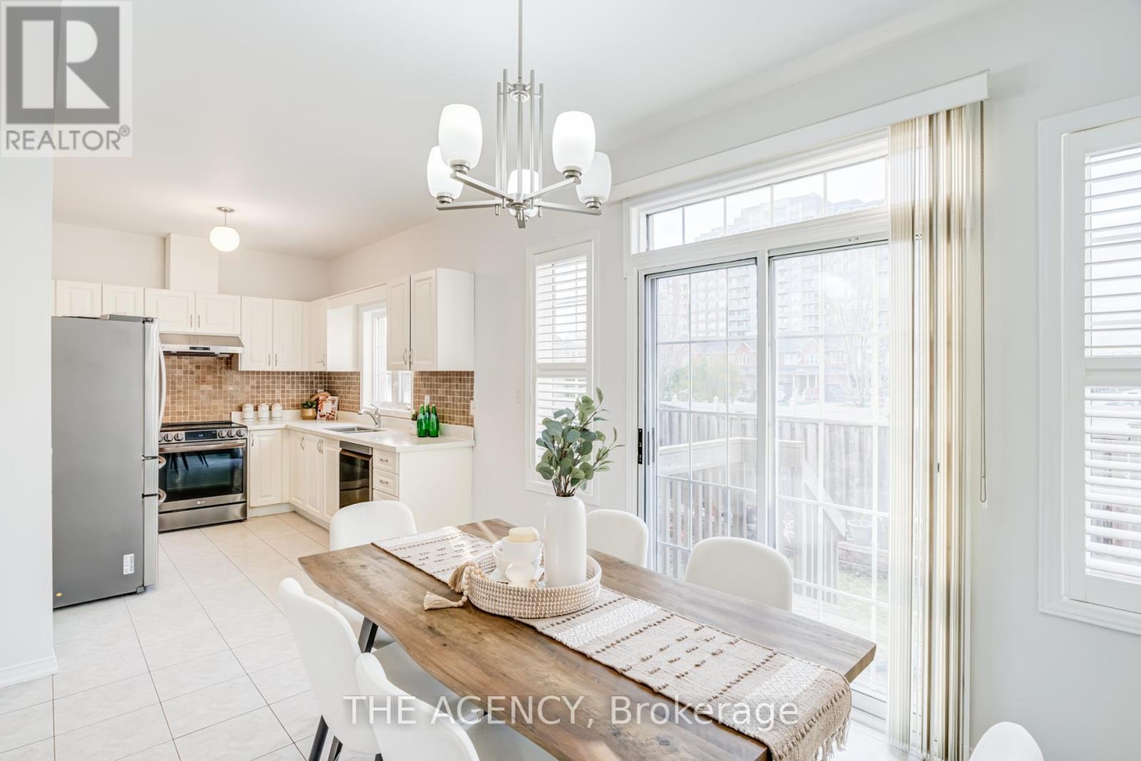 6 Levellands Crescent, Richmond Hill, Ontario  L4B 0A5 - Photo 12 - N13007088