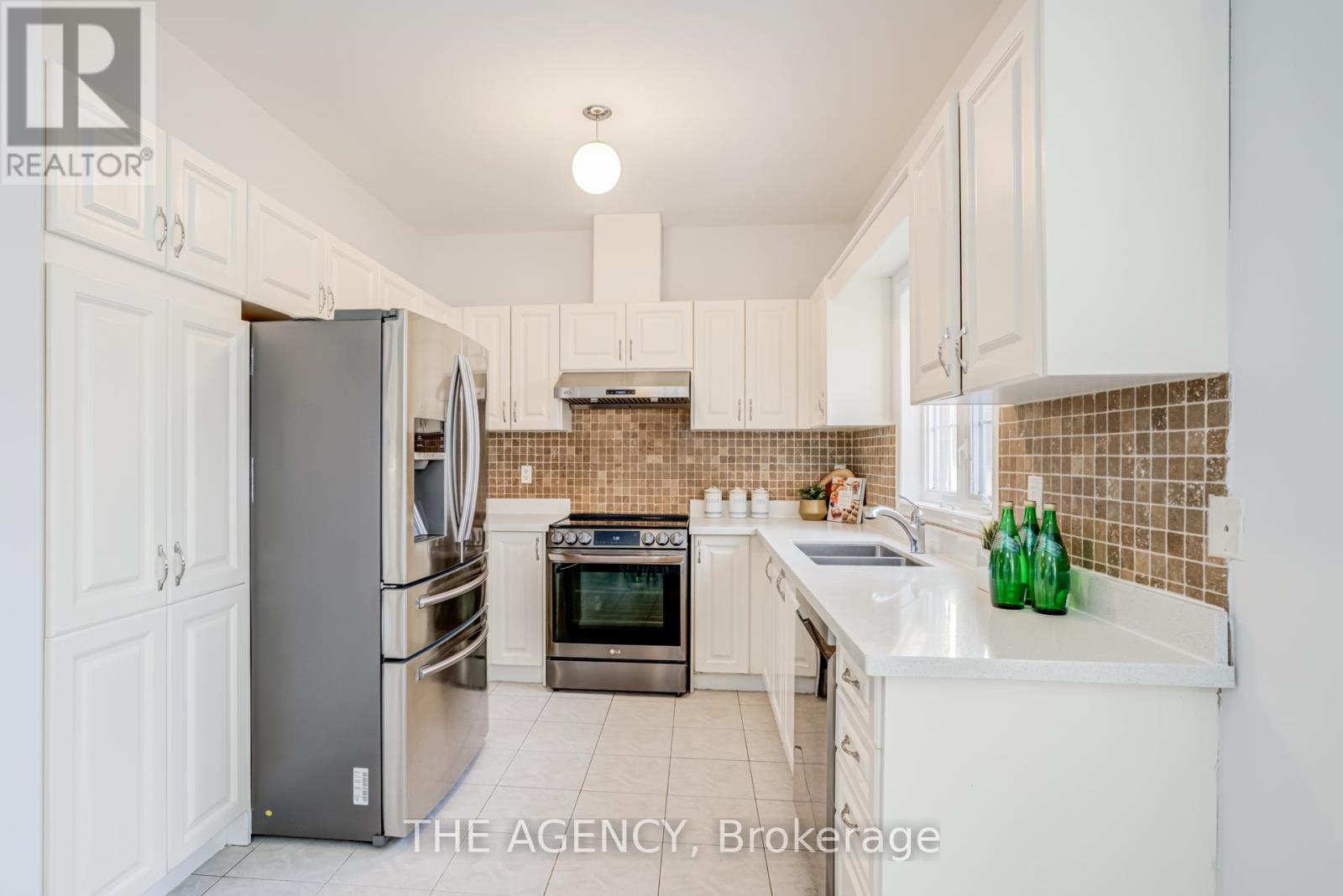 6 Levellands Crescent, Richmond Hill, Ontario  L4B 0A5 - Photo 13 - N13007088