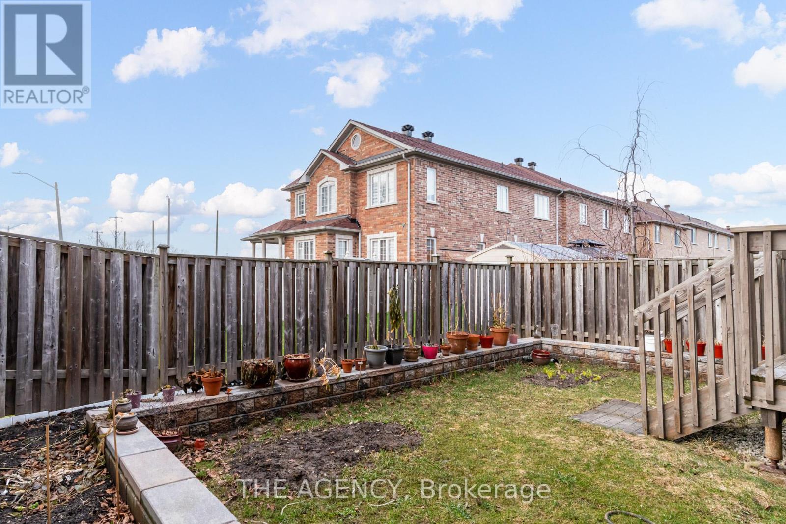 6 Levellands Crescent, Richmond Hill, Ontario  L4B 0A5 - Photo 40 - N13007088