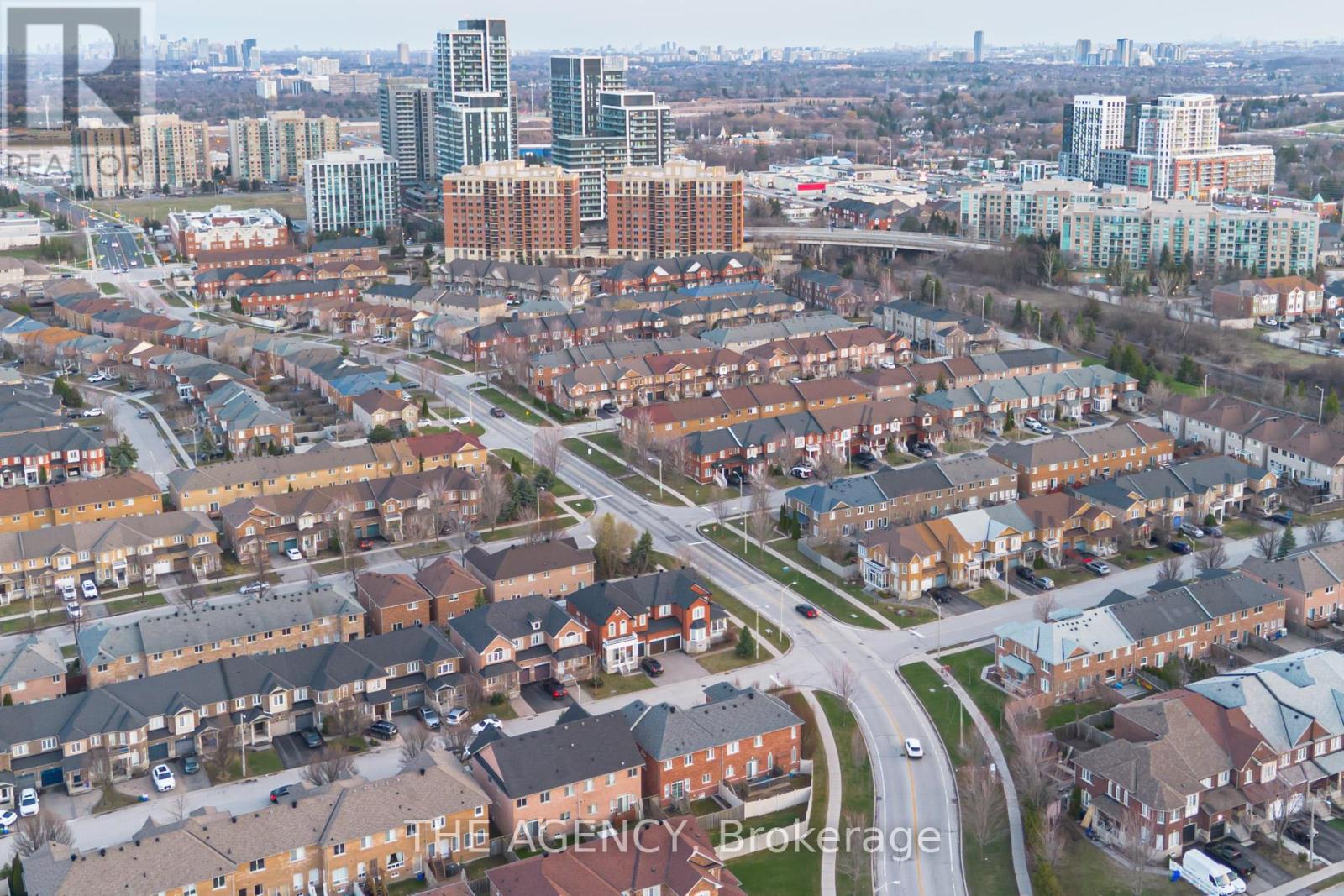 6 Levellands Crescent, Richmond Hill, Ontario  L4B 0A5 - Photo 46 - N13007088