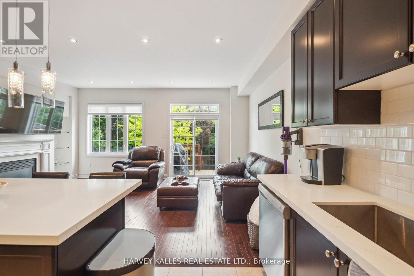 45 - 8777 Dufferin Street, Vaughan, Ontario  L4J 8W3 - Photo 19 - N13007136