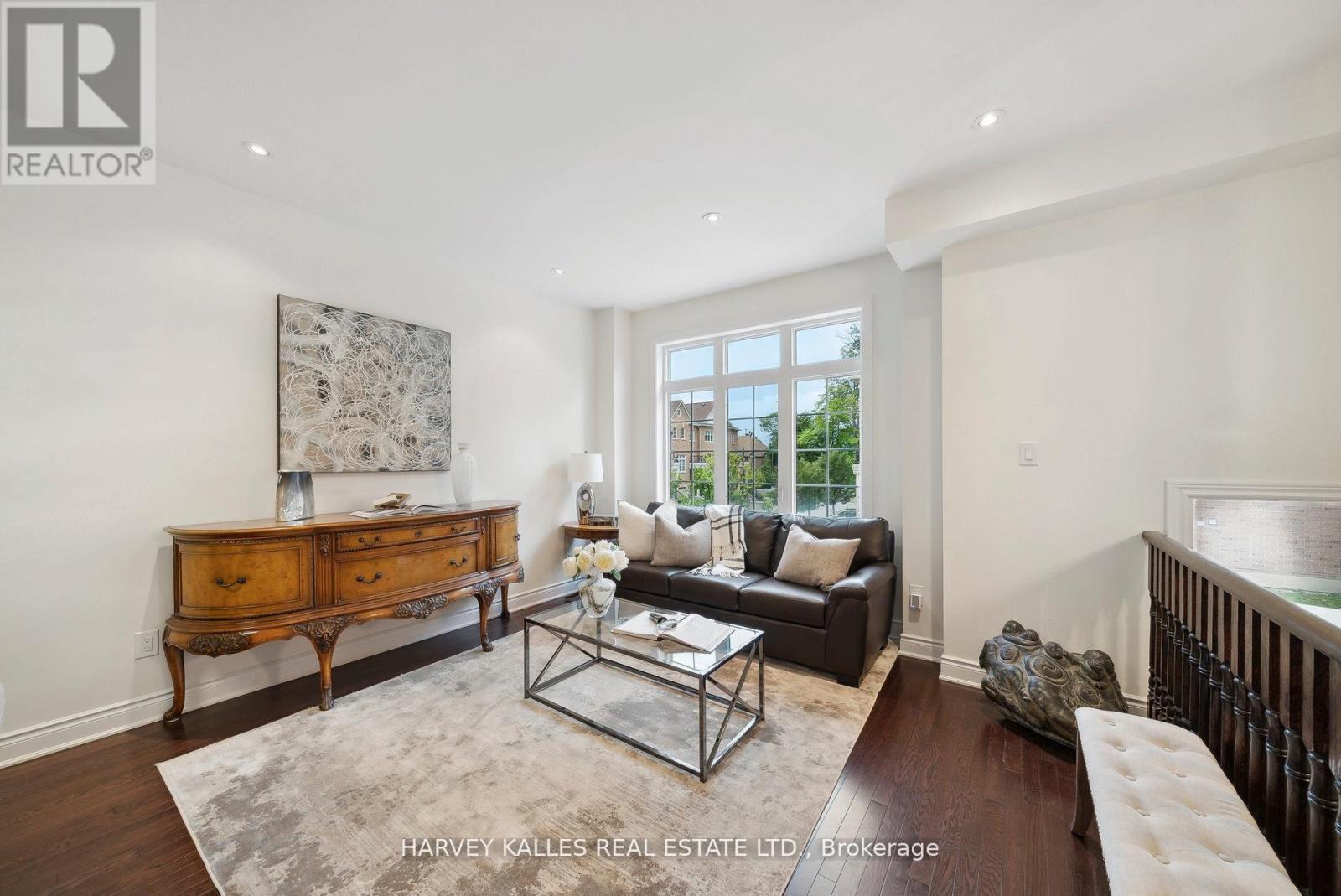 45 - 8777 Dufferin Street, Vaughan, Ontario  L4J 8W3 - Photo 5 - N13007136