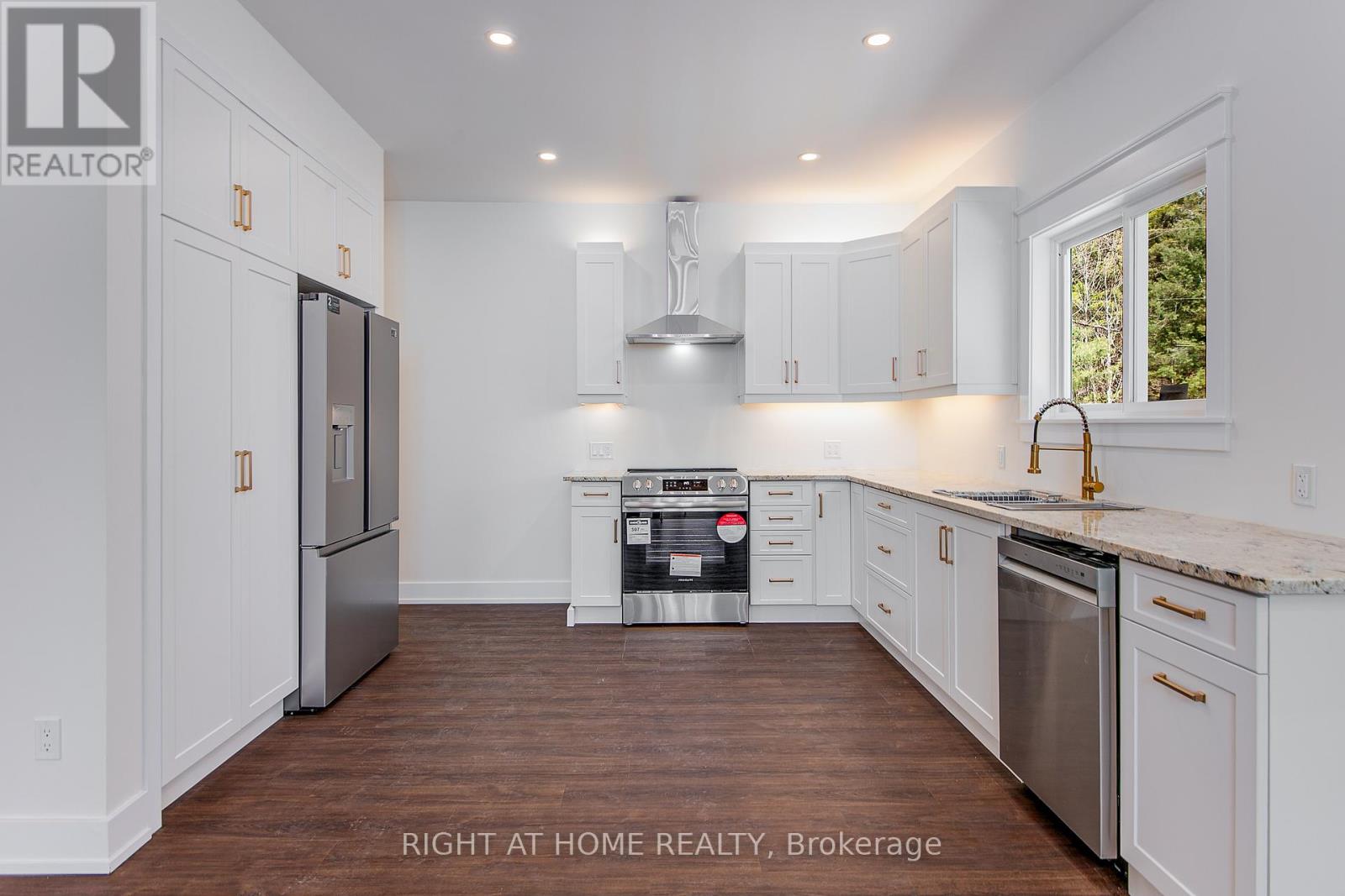 26 Mcleish Drive, Ramara, Ontario  L0K 1W0 - Photo 5 - S13006942