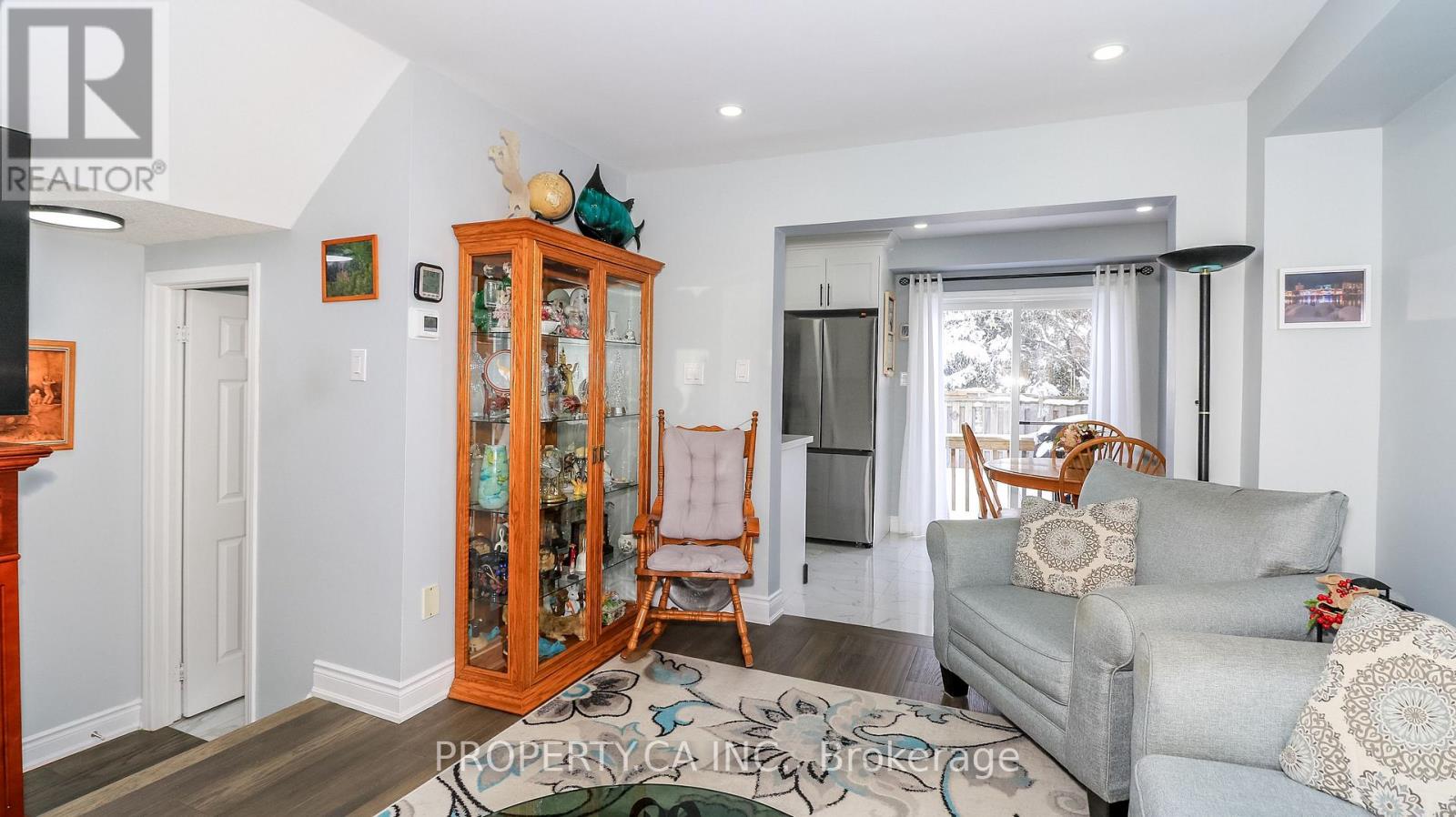 3 Coleman Drive, Barrie (Edgehill Drive), Ontario  L4N 0R5 - Photo 9 - S13007014