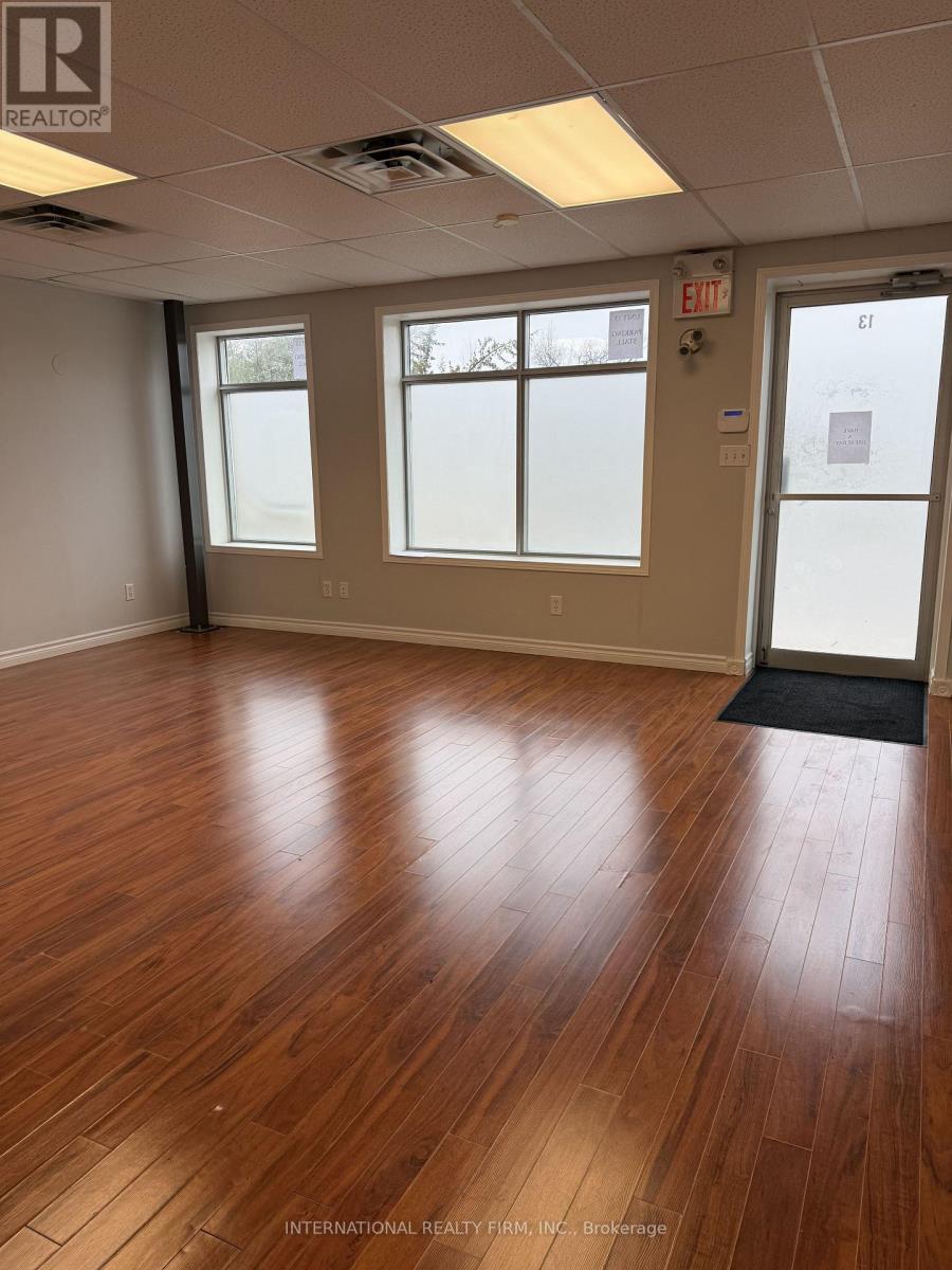 13 - 647 Welham Road, Barrie, Ontario  L4N 0B7 - Photo 2 - S13007176