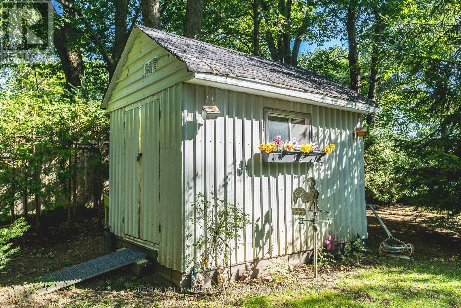 82 Helena Street, Wasaga Beach, Ontario  L9Z 1R1 - Photo 19 - S13007212