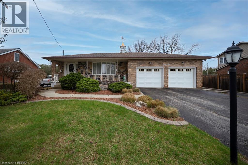 45 Clench Avenue, Brantford, Ontario  N3T 1B7 - Photo 3 - 40820785