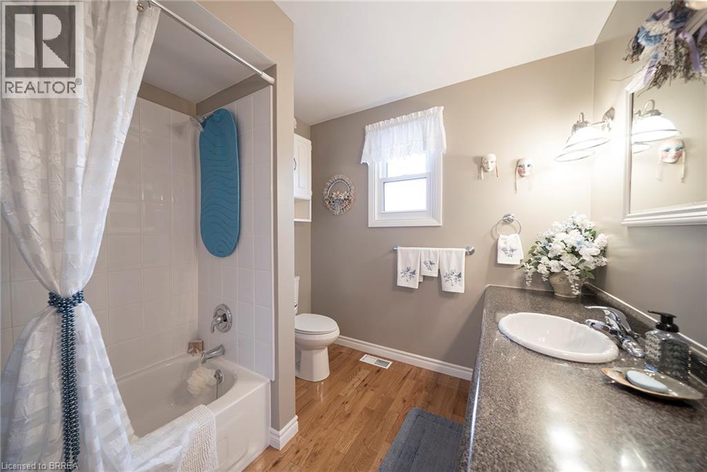 45 Clench Avenue, Brantford, Ontario  N3T 1B7 - Photo 20 - 40820785