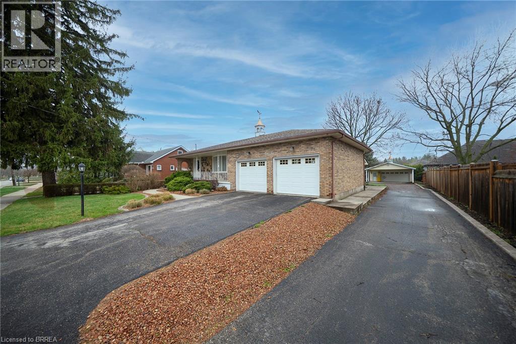 45 Clench Avenue, Brantford, Ontario  N3T 1B7 - Photo 5 - 40820785