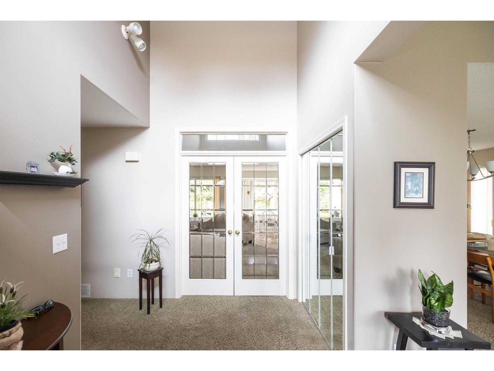 21930 46 Avenue, Langley, British Columbia V3A 3J6 - Photo 2 - R3111740