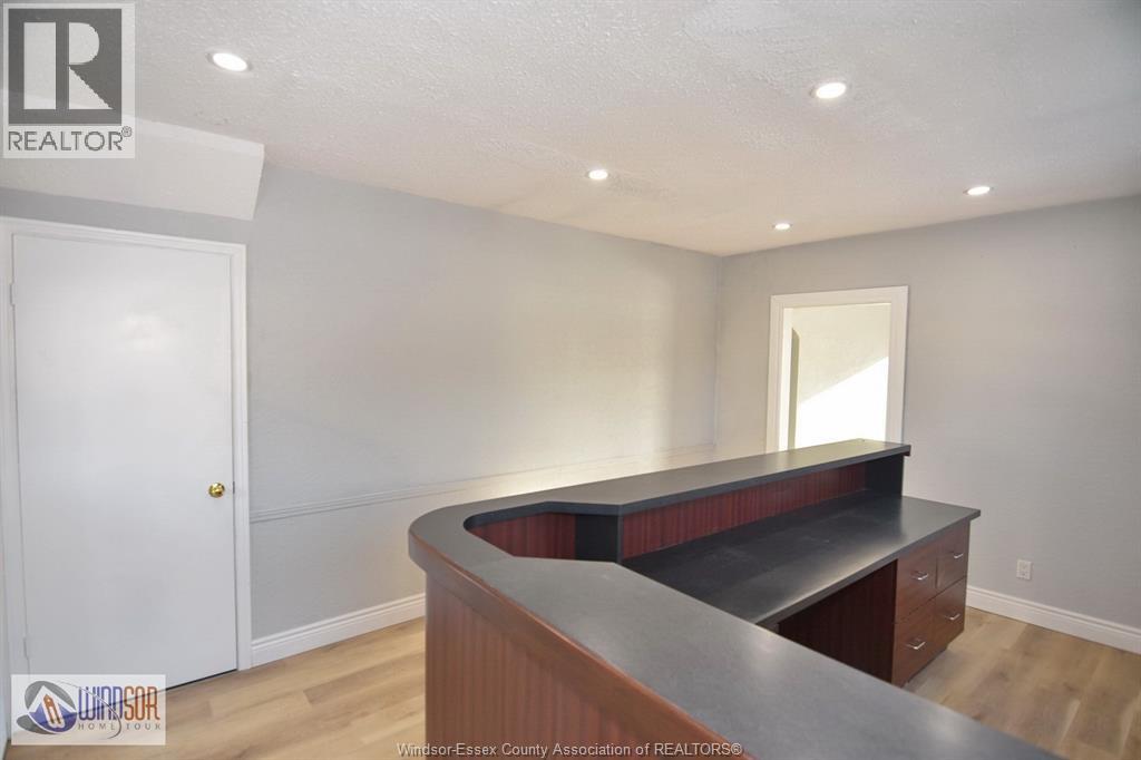 911 Front Road, Lasalle, Ontario  N9J 2A5 - Photo 14 - 26001600