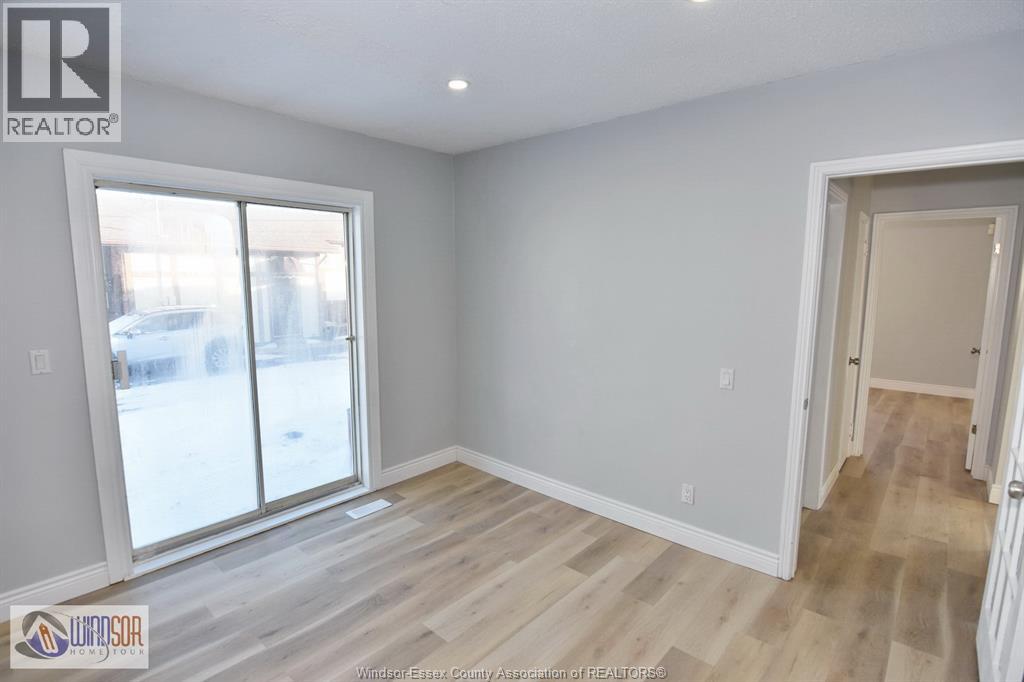 911 Front Road, Lasalle, Ontario  N9J 2A5 - Photo 21 - 26001600