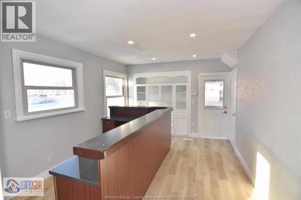 911 Front Road, Lasalle, Ontario  N9J 2A5 - Photo 11 - 26001600