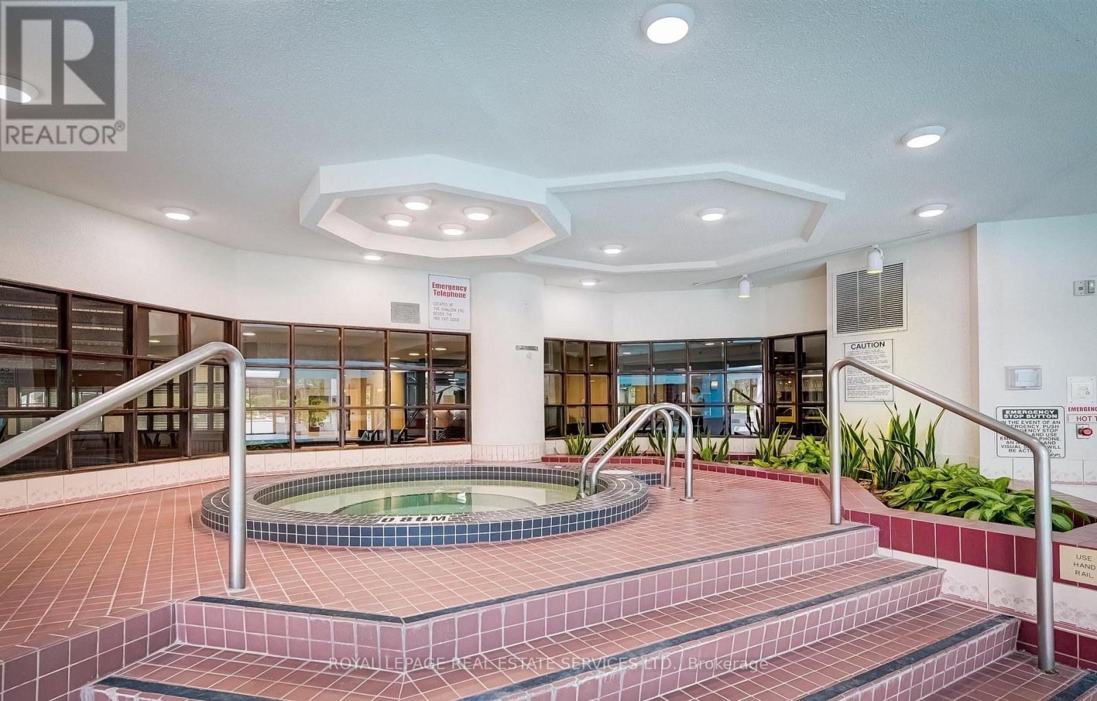 2004 - 1300 Islington Avenue, Toronto, Ontario M9A 5C4 - Photo 39 - W13002160