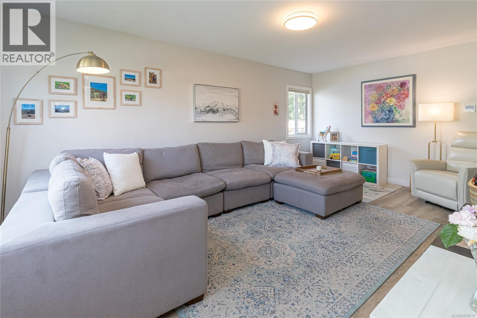 815 Hereward Rd, Victoria, British Columbia  V9A 4C9 - Photo 6 - 1030317