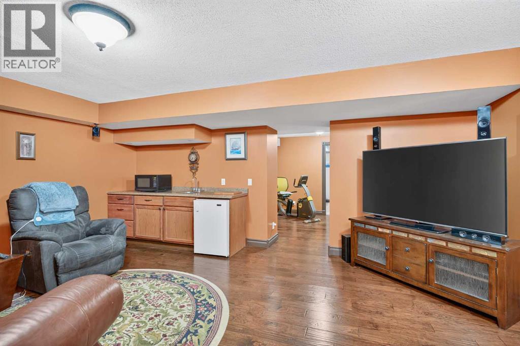 125 Copeland Close, Langdon, Alberta  T0J 1X2 - Photo 38 - A2289710