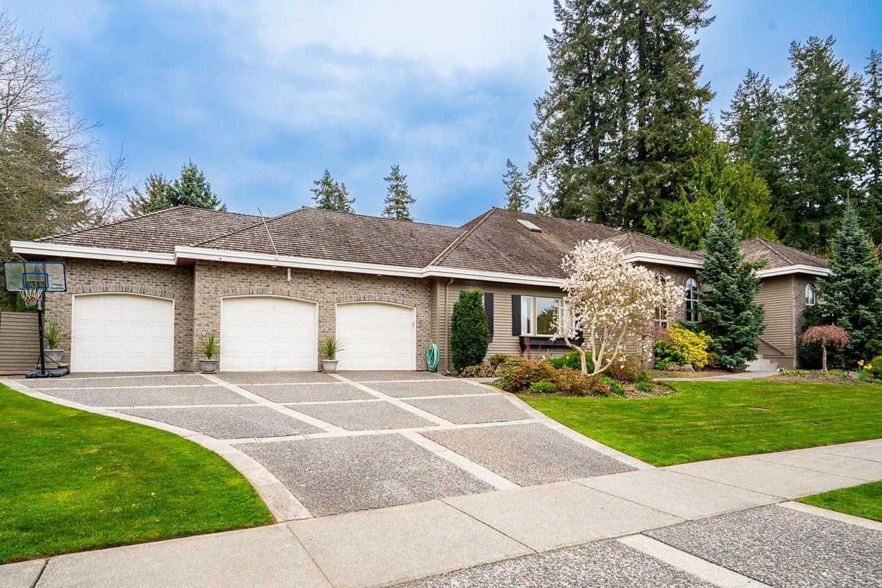 2318 CHANTRELL PARK DRIVE, Surrey, British Columbia