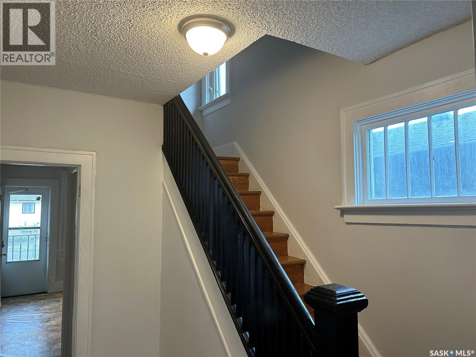 3033 Dewdney Avenue, Regina, Saskatchewan  S4Y 0Y3 - Photo 13 - SK033024