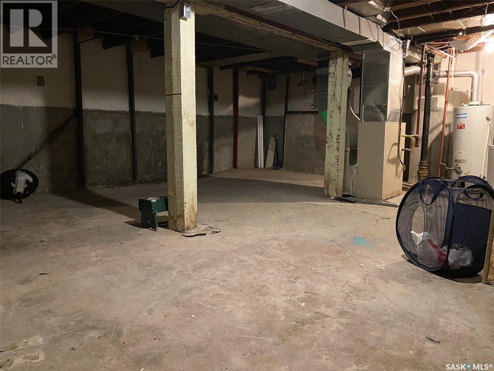 3033 Dewdney Avenue, Regina, Saskatchewan  S4Y 0Y3 - Photo 30 - SK033024