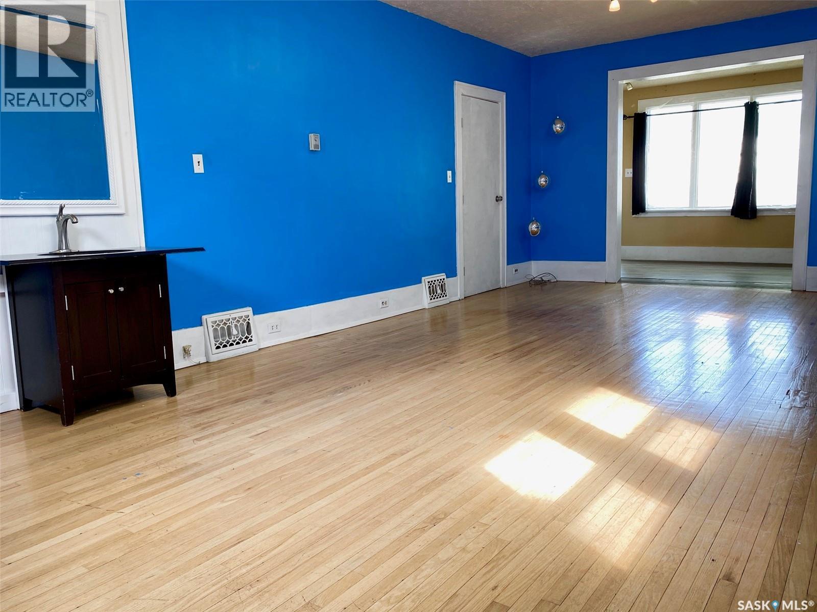 3033 Dewdney Avenue, Regina, Saskatchewan  S4Y 0Y3 - Photo 7 - SK033024