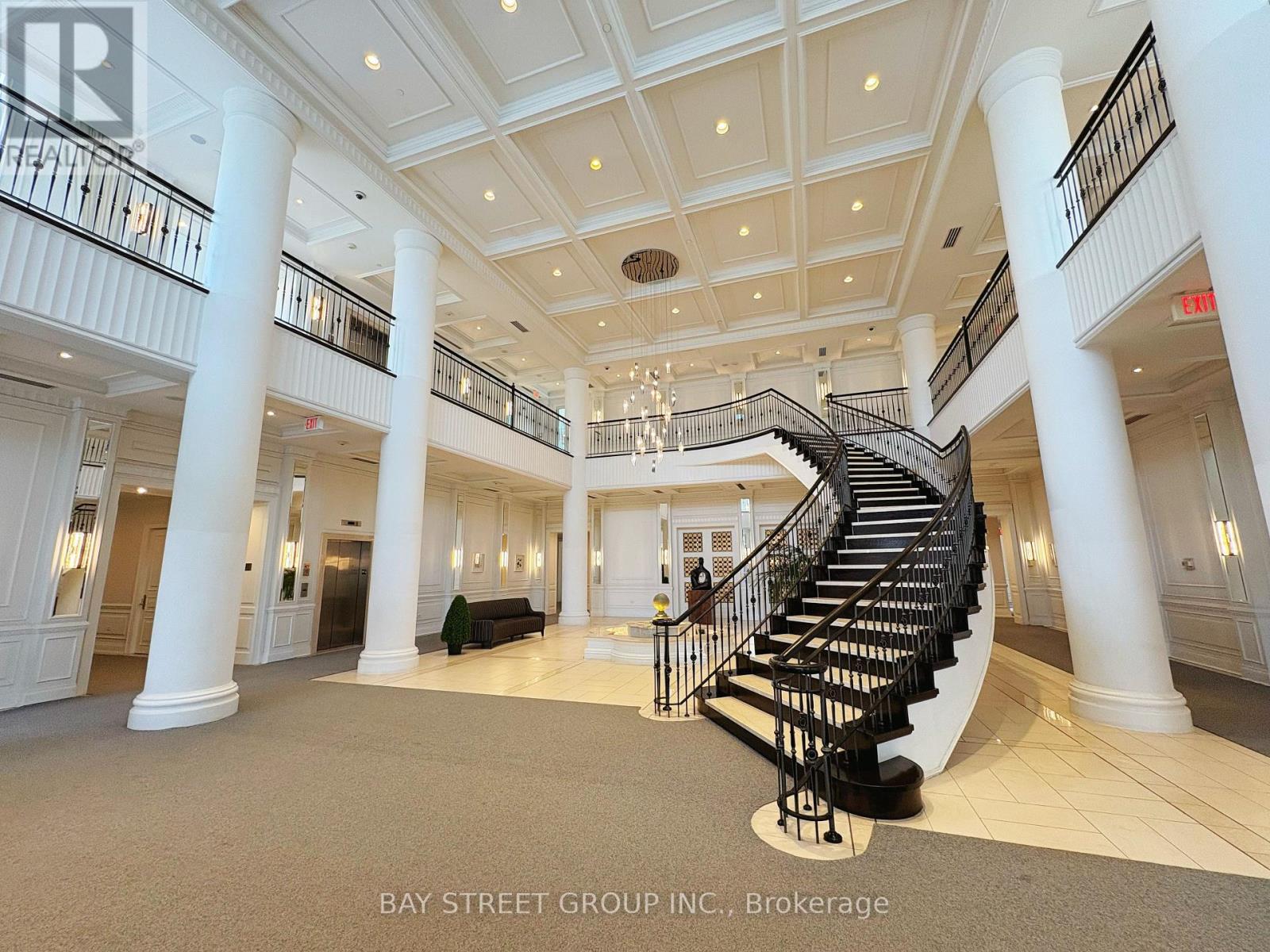 818 - 25 Greenview Avenue, Toronto, Ontario  M2M 0A5 - Photo 3 - C12981872