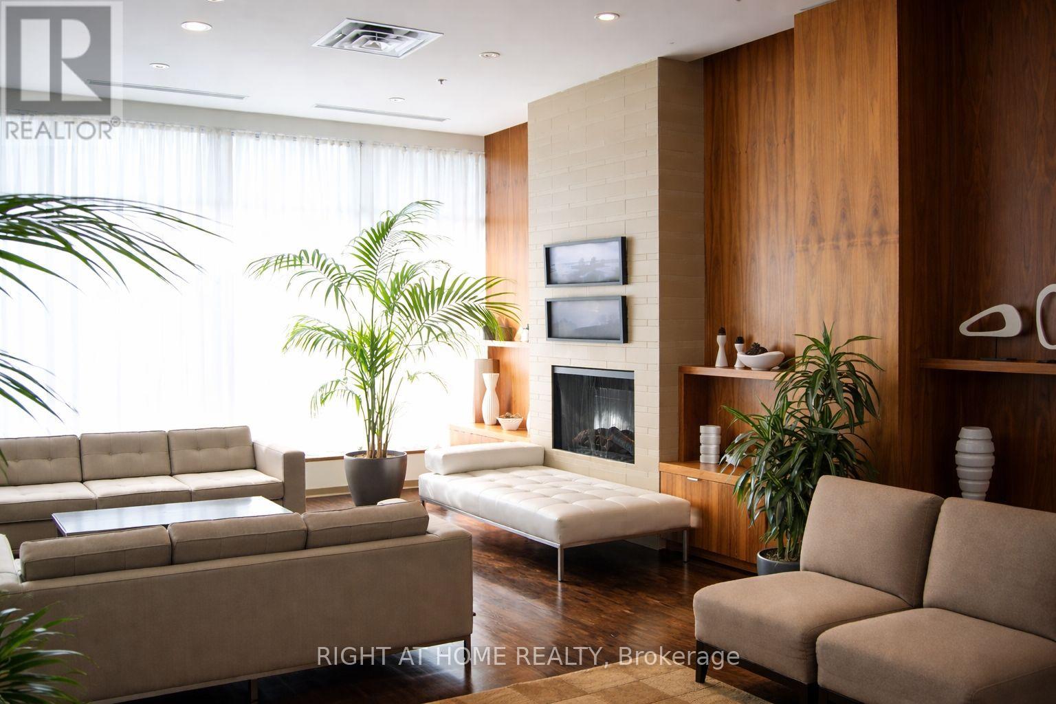 2404 - 1 Elm Street W, Mississauga, Ontario  L5B 4M1 - Photo 26 - W13001732