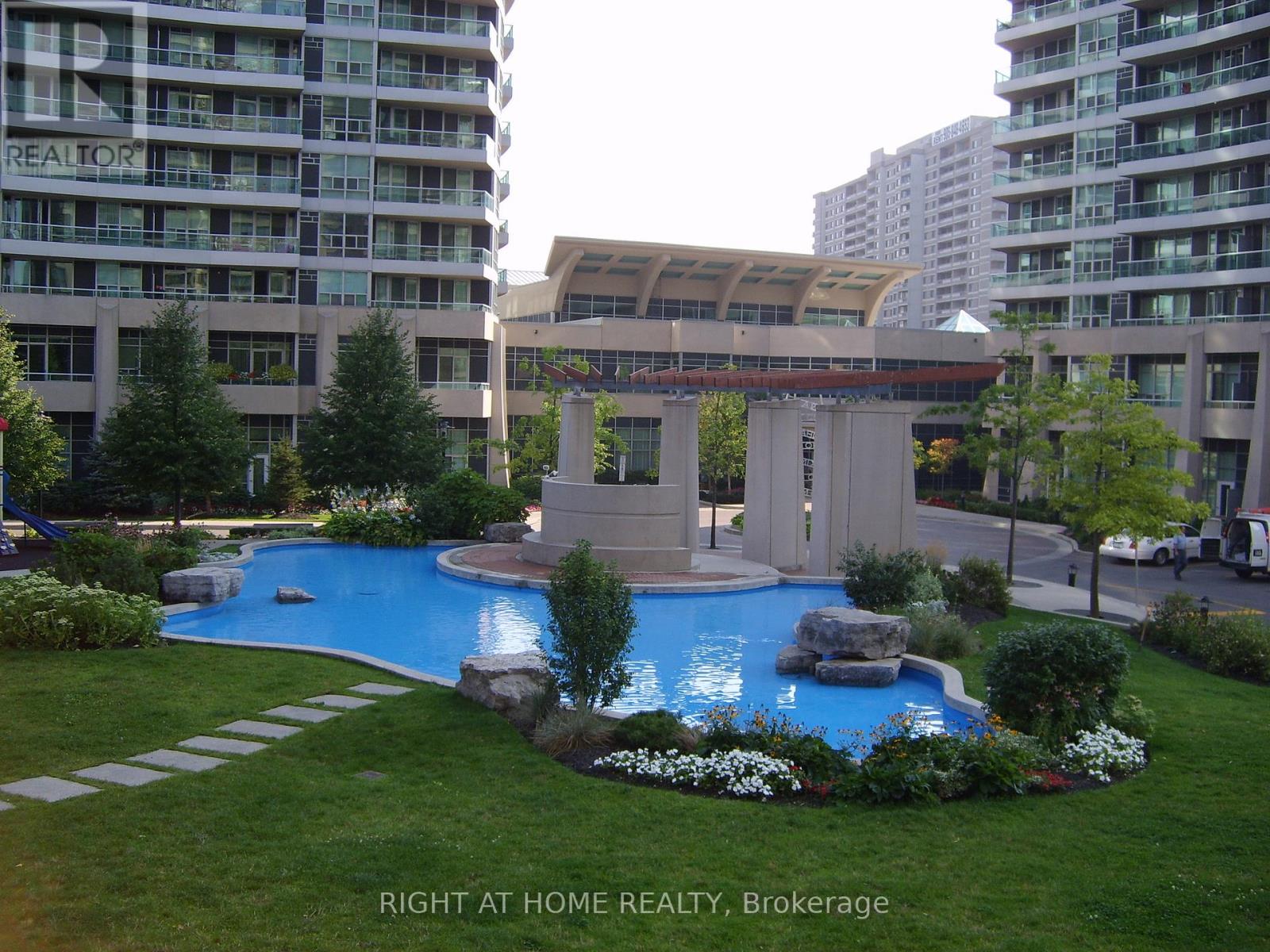 2404 - 1 Elm Street W, Mississauga, Ontario  L5B 4M1 - Photo 28 - W13001732