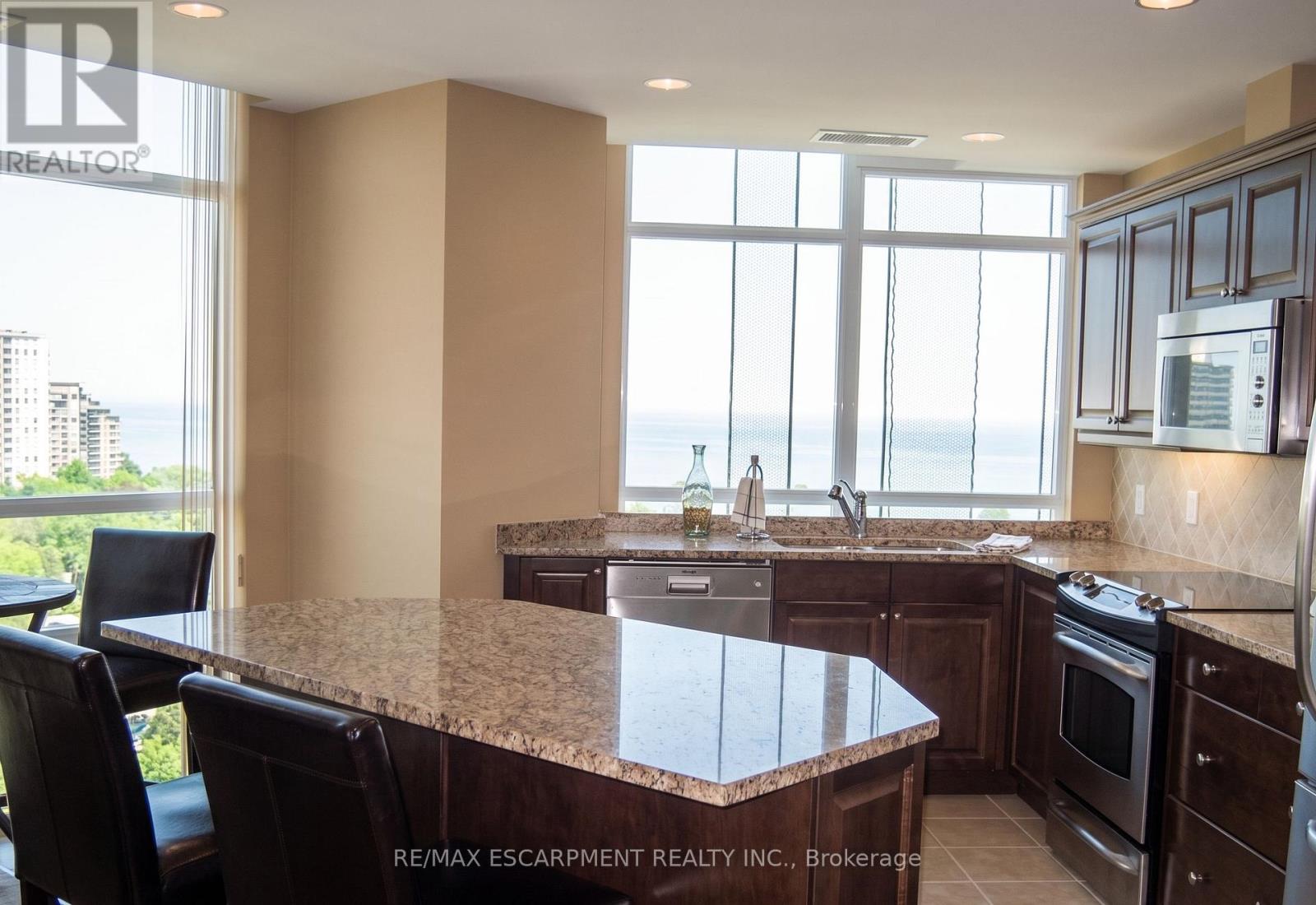 1001 - 360 Pearl Street, Burlington, Ontario  L7R 1E1 - Photo 4 - W13006904