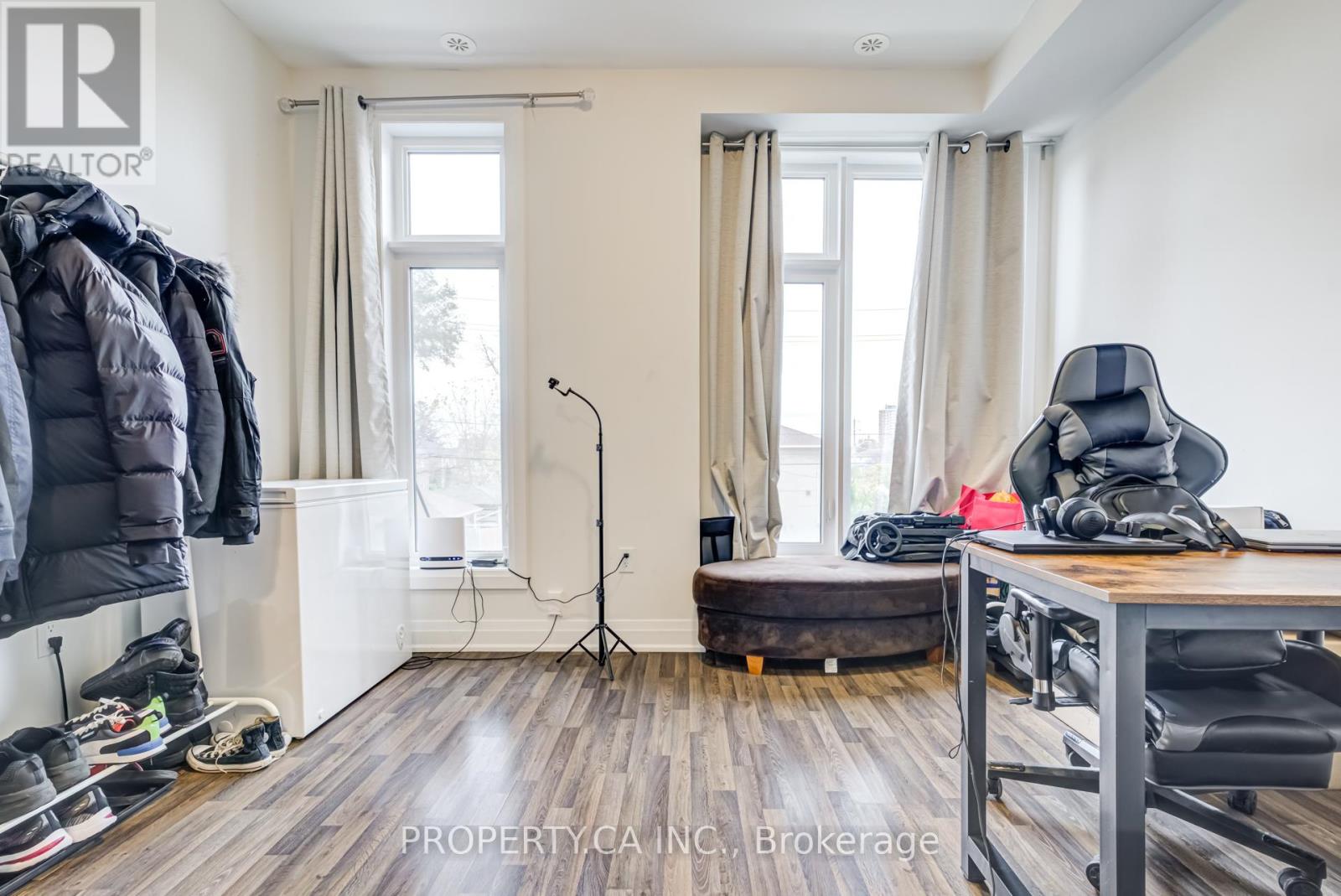 2 - 1776a Lawrence Avenue W, Toronto, Ontario  M6L 0A3 - Photo 8 - W13006906