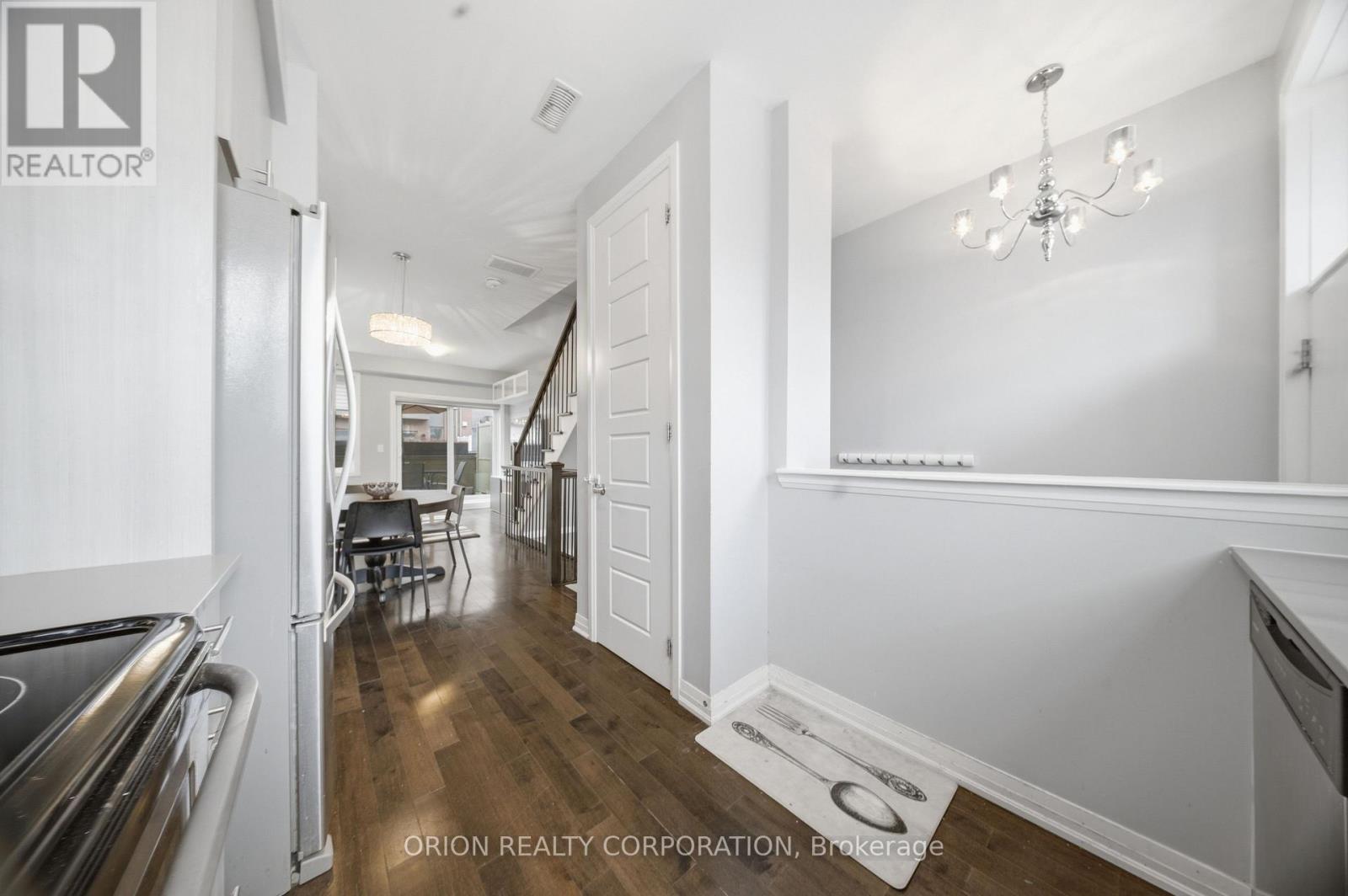 152 Frederick Tisdale Drive, Toronto, Ontario  M3K 0A8 - Photo 8 - W13006934