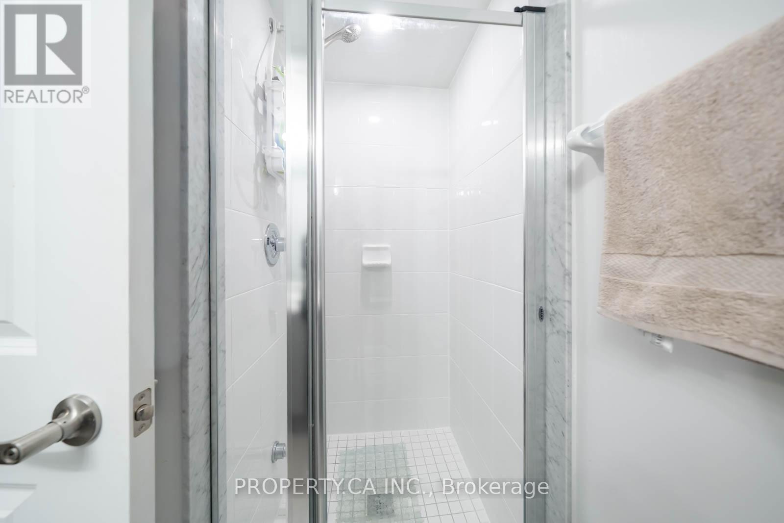 1 - 1776a Lawrence Avenue W, Toronto, Ontario  M6L 0A3 - Photo 12 - W13006944