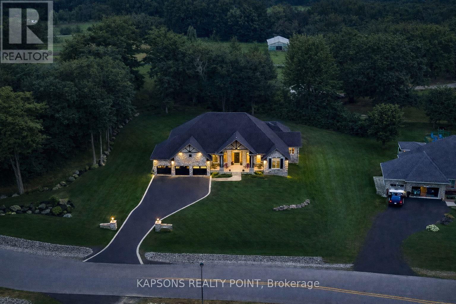 150 Stokes Trail, Milton, Ontario  L0P 1B0 - Photo 3 - W13007004