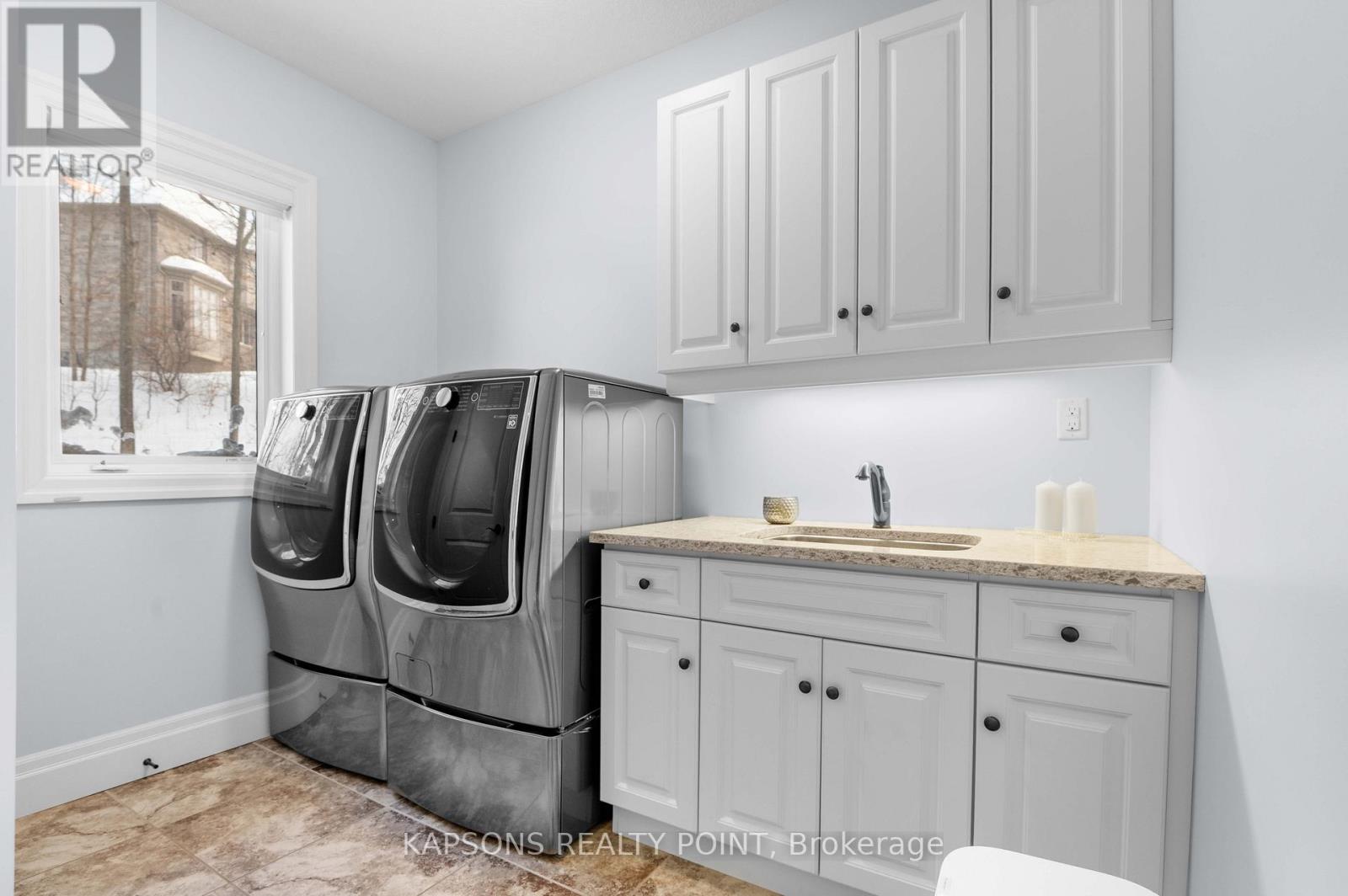 150 Stokes Trail, Milton, Ontario  L0P 1B0 - Photo 33 - W13007004