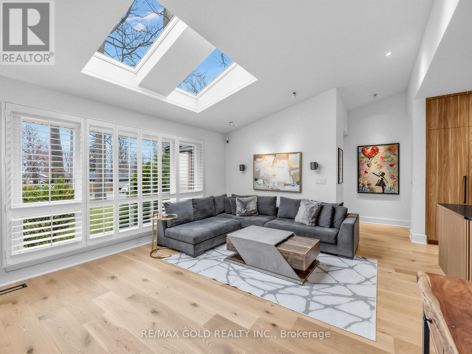 5 Crediton Court, Toronto, Ontario  M9B 3B9 - Photo 7 - W13007006