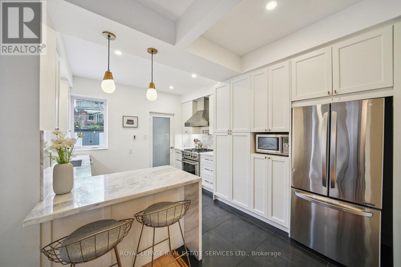 29 Parkside Drive, Toronto, Ontario  M6R 2Y7 - Photo 13 - W13007054