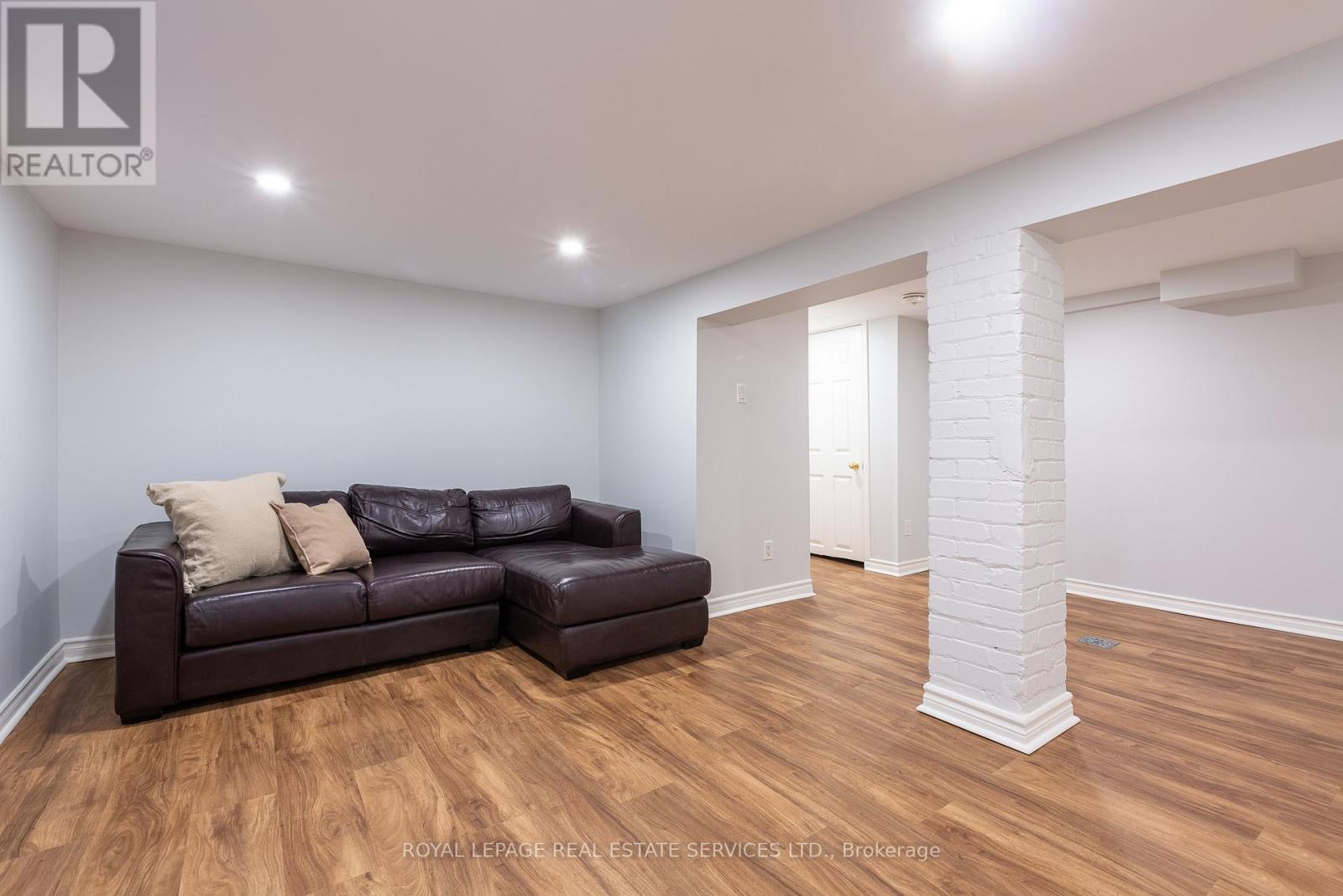 29 Parkside Drive, Toronto, Ontario  M6R 2Y7 - Photo 33 - W13007054