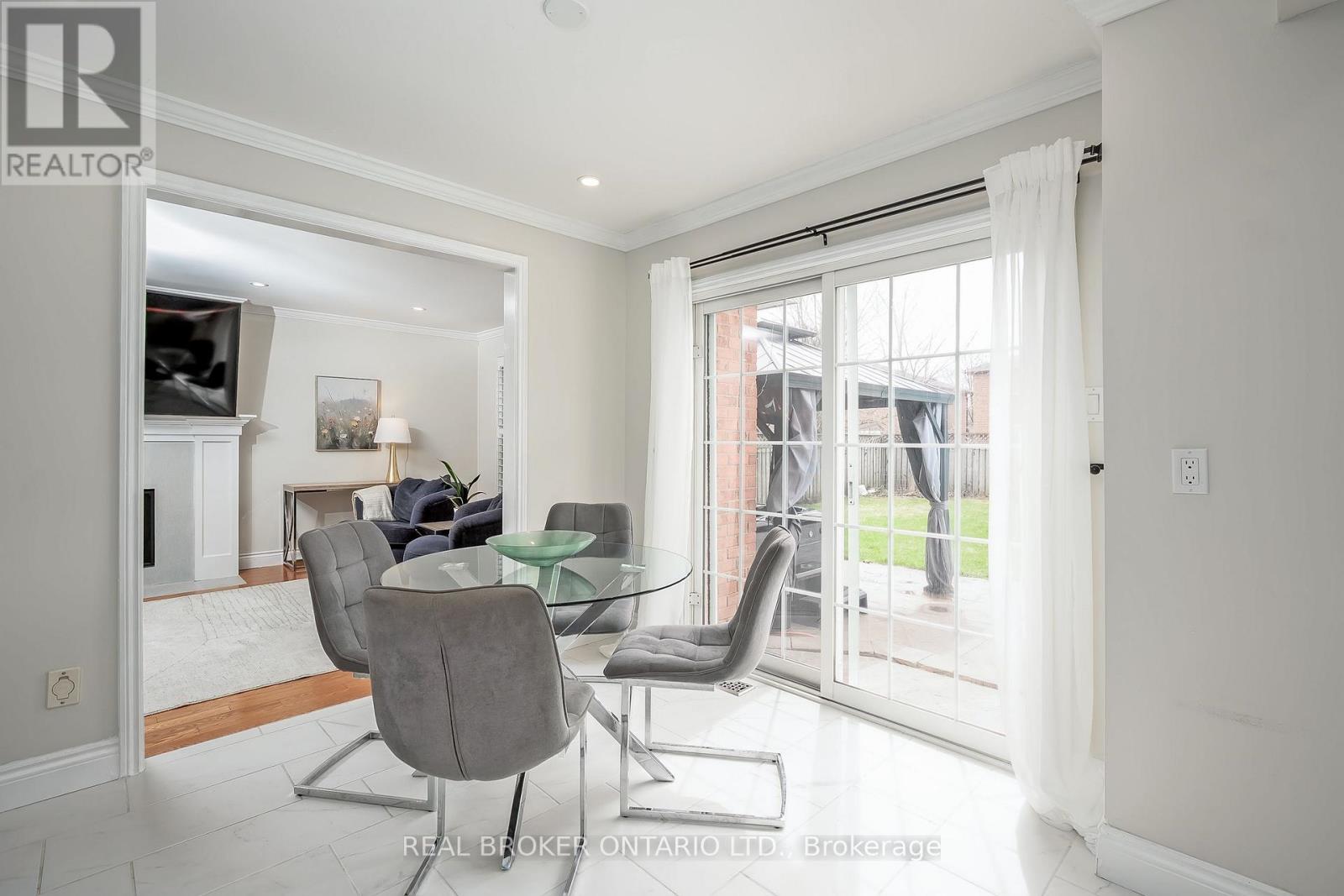 2152 Heidi Avenue, Burlington, Ontario  L7M 3X2 - Photo 24 - W13007056