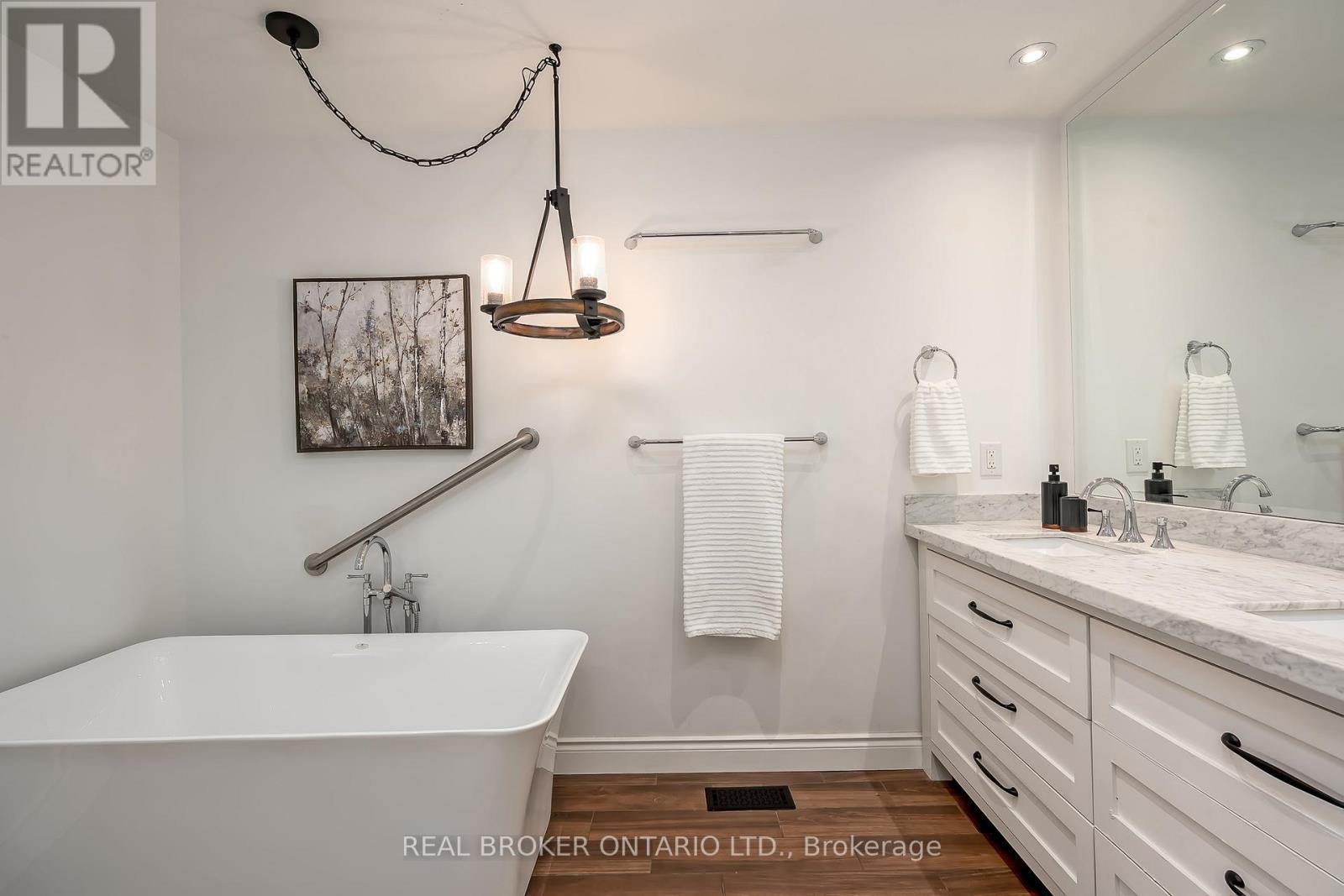 2152 Heidi Avenue, Burlington, Ontario  L7M 3X2 - Photo 33 - W13007056