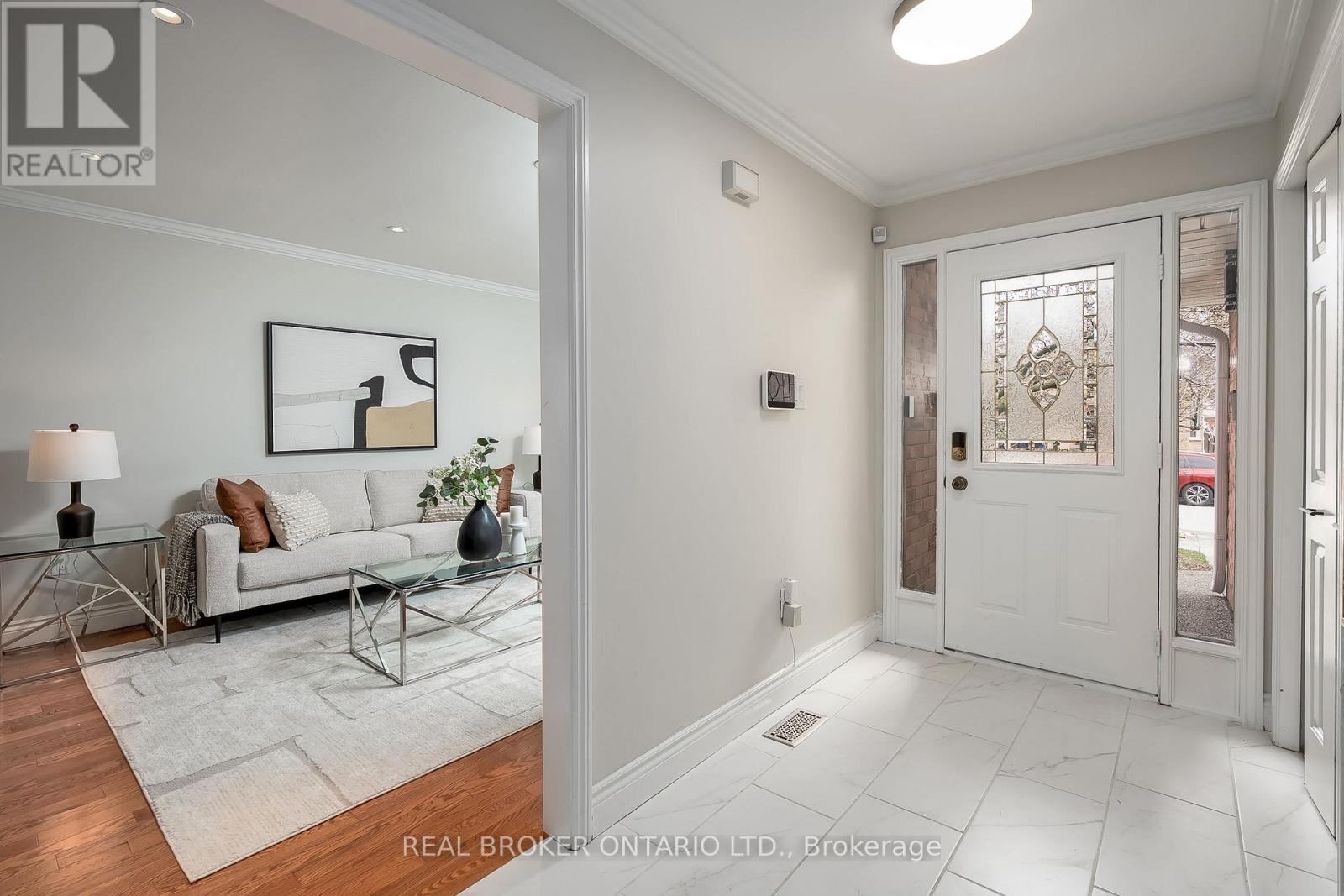 2152 Heidi Avenue, Burlington, Ontario  L7M 3X2 - Photo 4 - W13007056