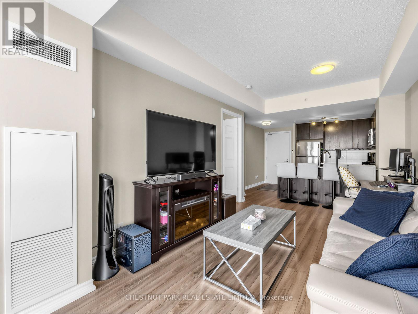 613 - 15 James Finlay Way, Toronto, Ontario  M3M 0B3 - Photo 8 - W13007070