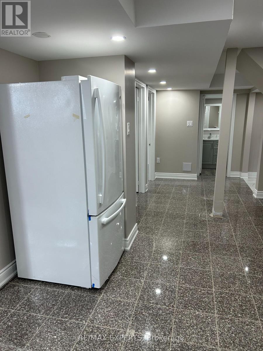 Bsmt - 30 Black Bear Trail, Brampton, Ontario  L6Y 5L4 - Photo 3 - W13007098