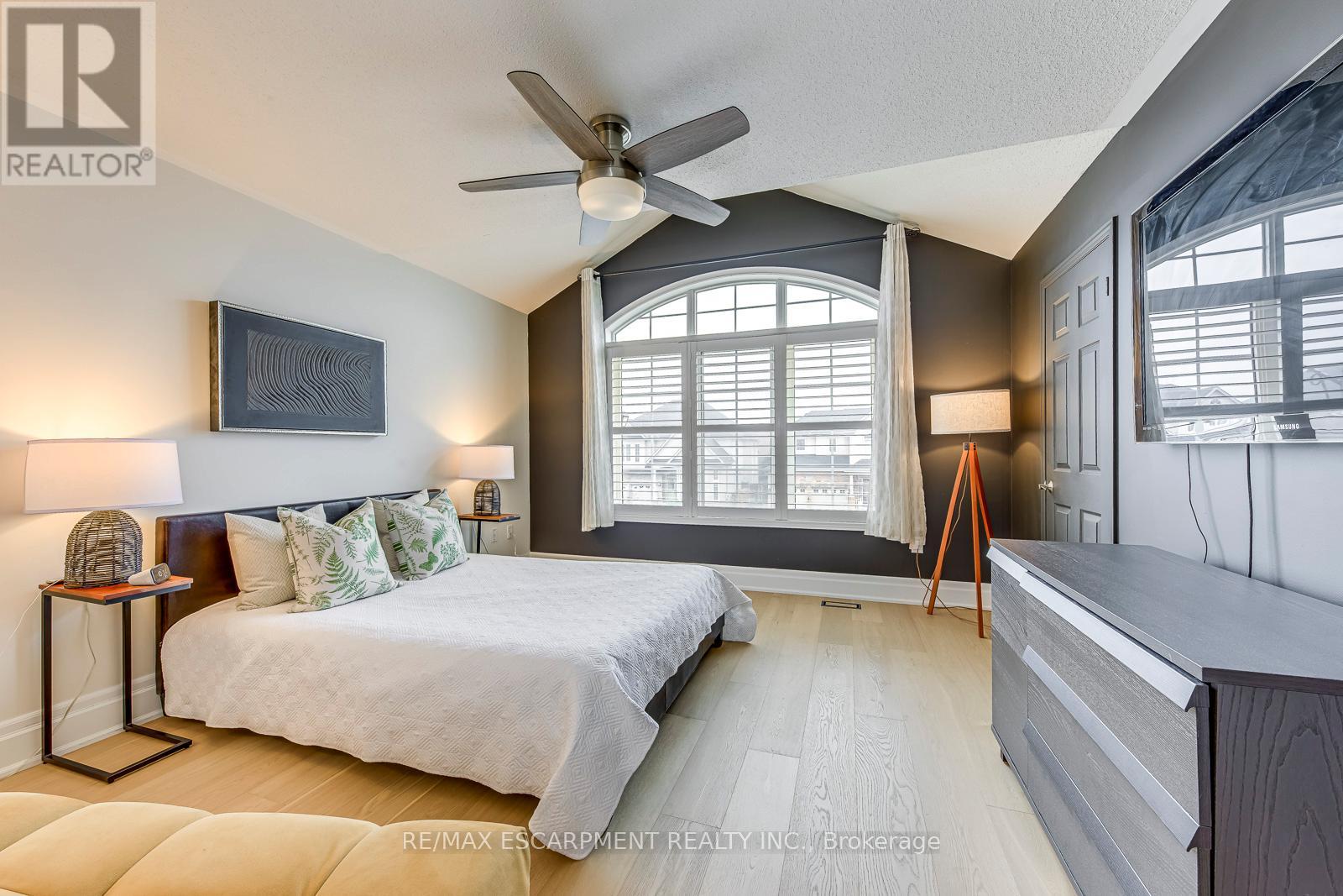 4267 Sarazen Drive, Burlington, Ontario  L7M 4Z2 - Photo 43 - W13007128